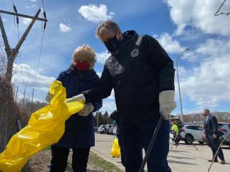 Governor and Mrs. McKee cleanup